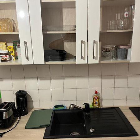 City Appartement 4600 Велс Екстериор снимка